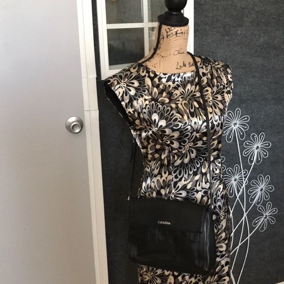 Calvin Klein Bag Black, Excellent Condition - Picture 2 of 5